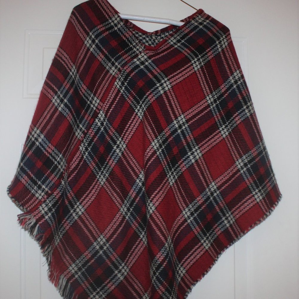 Boutique Red Plaid & Striped Reversible Poncho Style Sweater Size Small/Medium